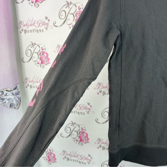 Cotton On long sleeve top La Ga Dark Gray Crewneck with Pink Lettering - Picture 7 of 13